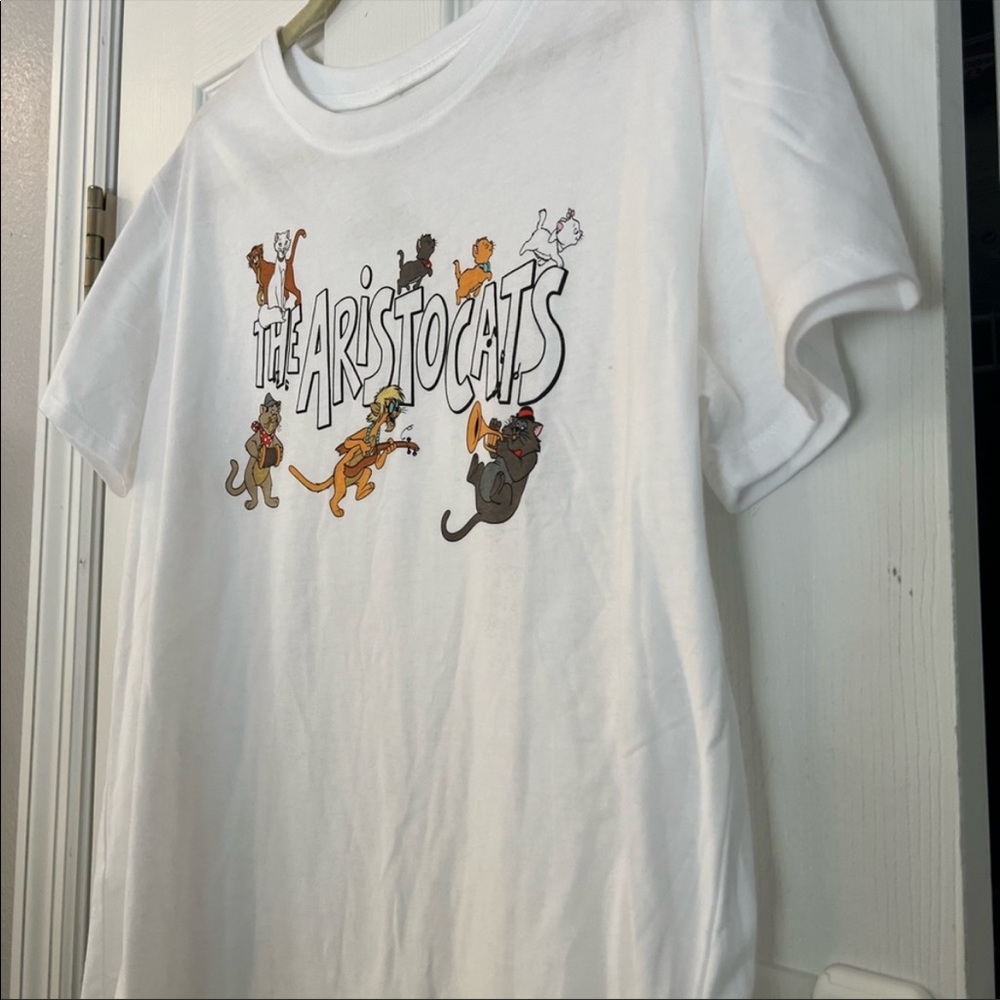 Disney tshirt artistocats